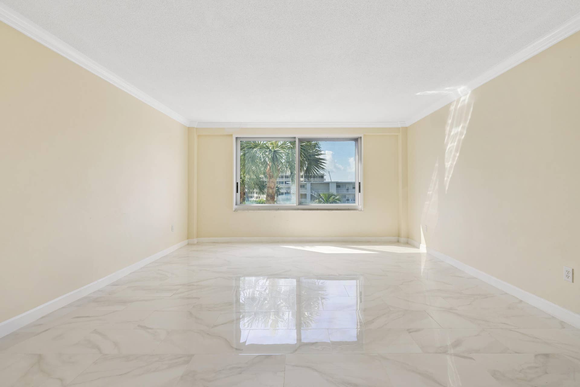170 N OCEAN Boulevard, #411, Palm Beach, FL 33480 11_et6a7431