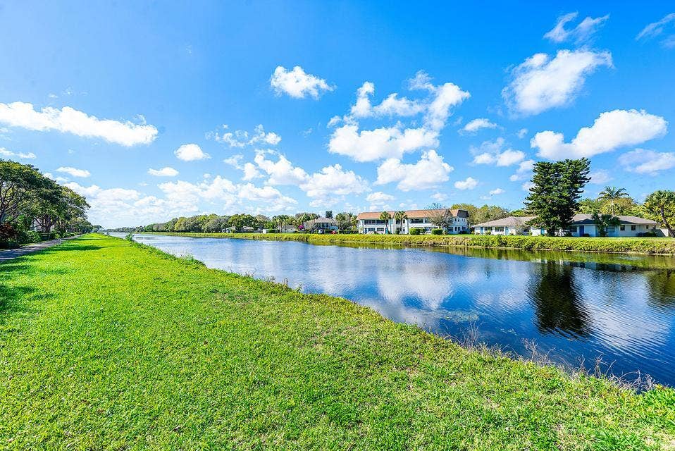 8221 NW 8TH Way, Boca Raton, FL 33487 20260311194244572841000000-o
