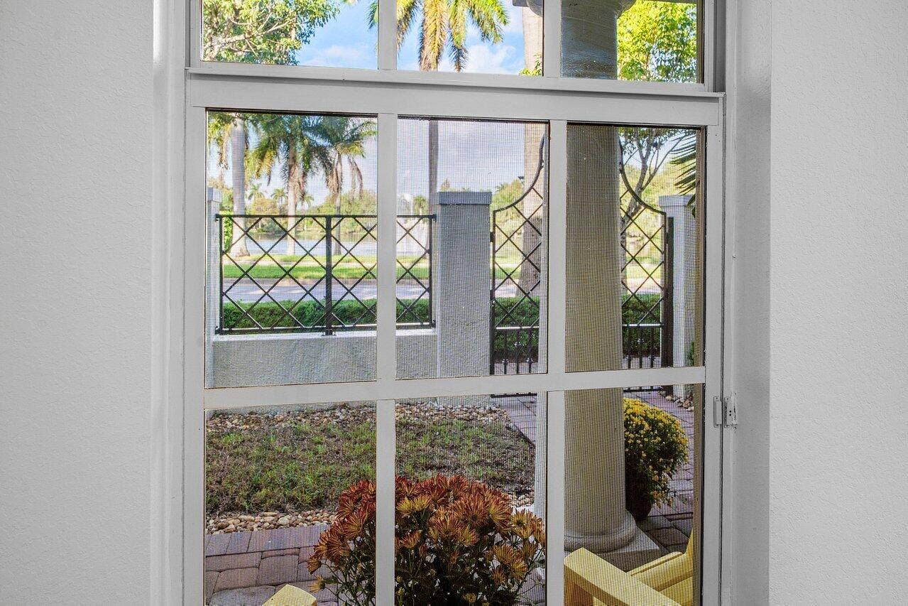 8221 NW 8TH Way, Boca Raton, FL 33487 View from Living room