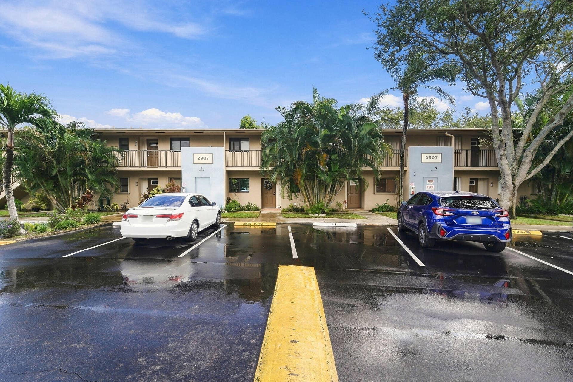 2907 NE 8TH Terrace, #201, Oakland Park, FL 33334 01_dsc07849