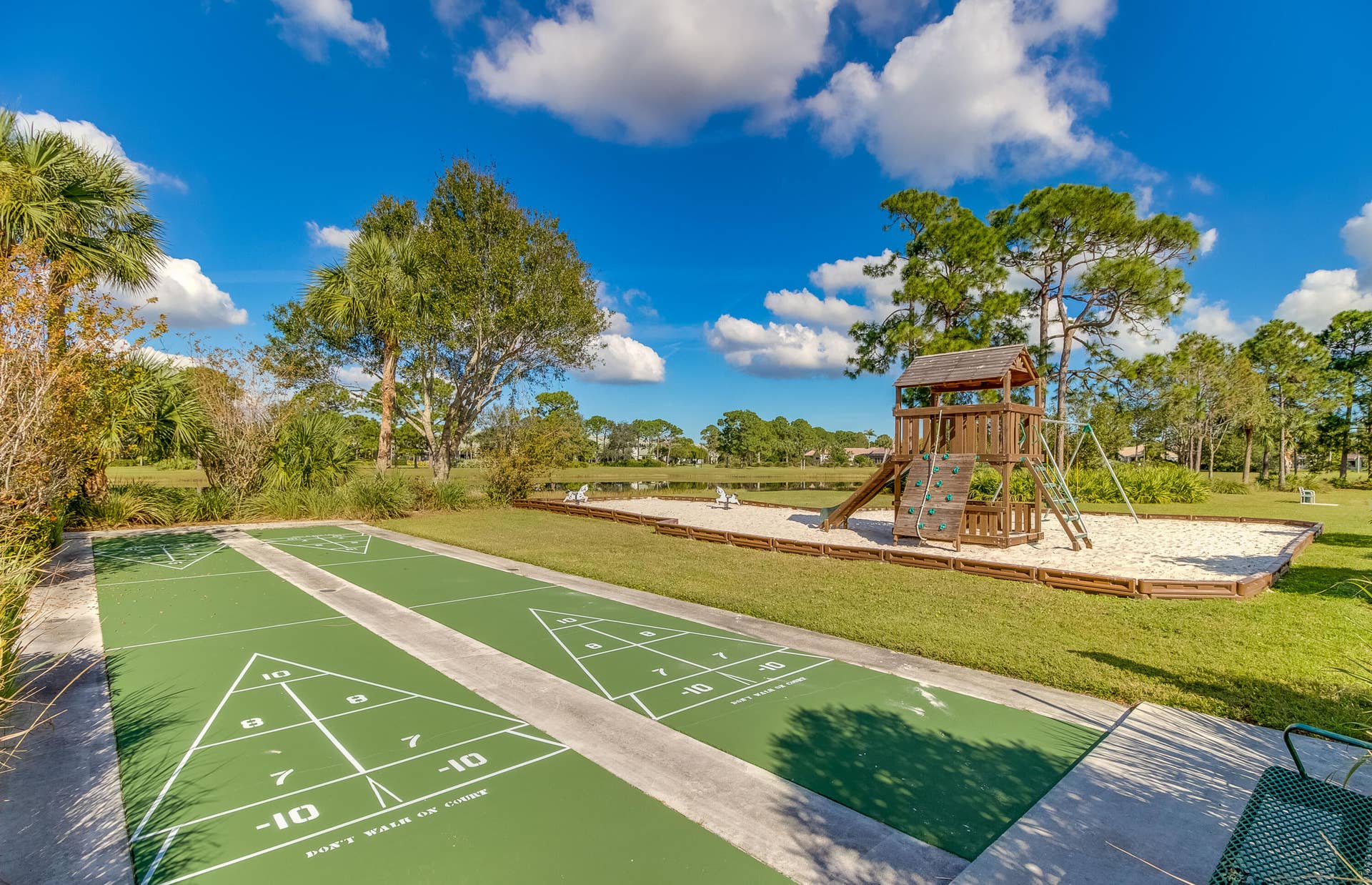 636 SW Lake Charles Circle, Port St Lucie, FL 34986 Lake Charles Shuffleboard Court