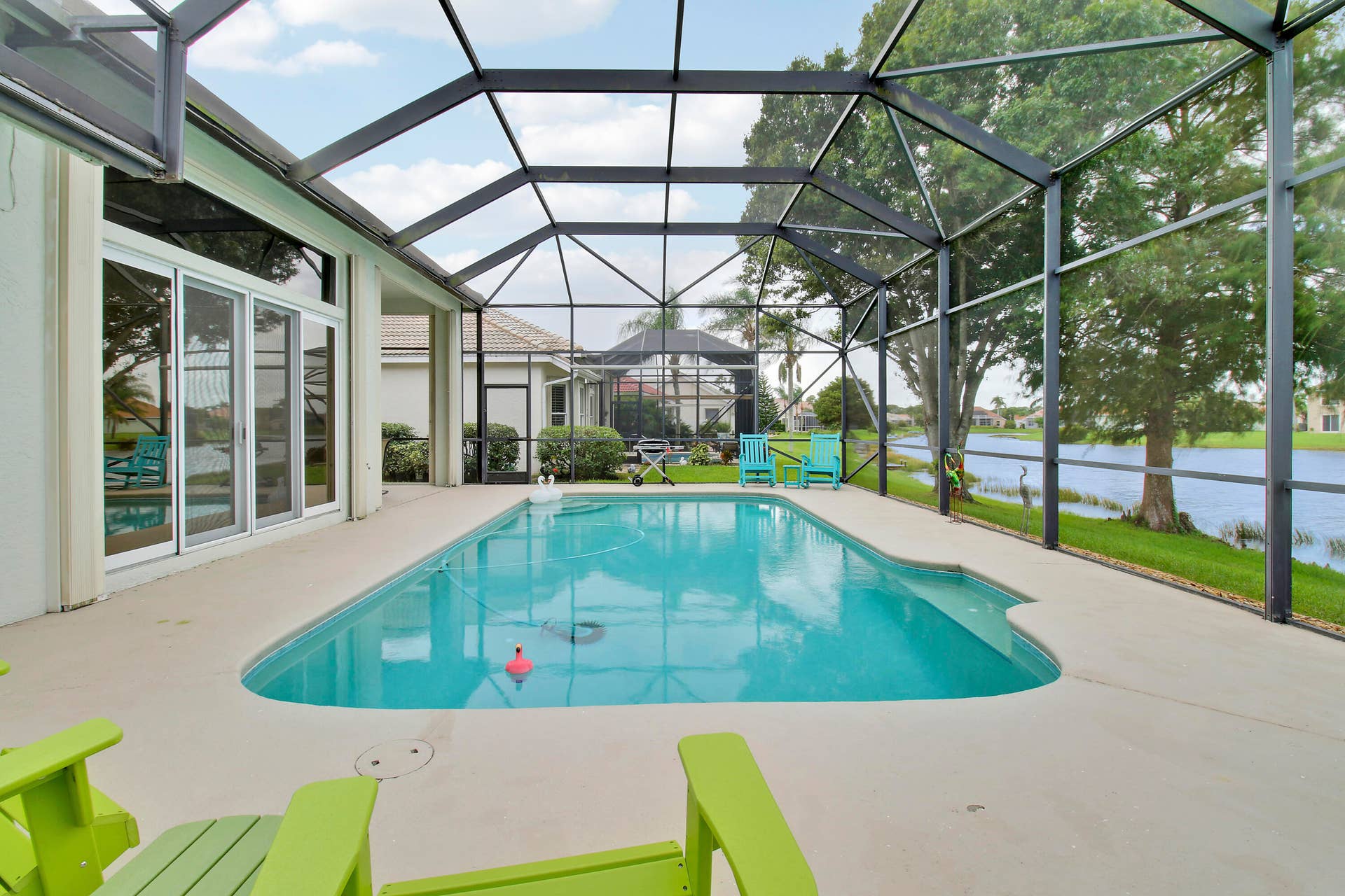 636 SW Lake Charles Circle, Port St Lucie, FL 34986 Pool View