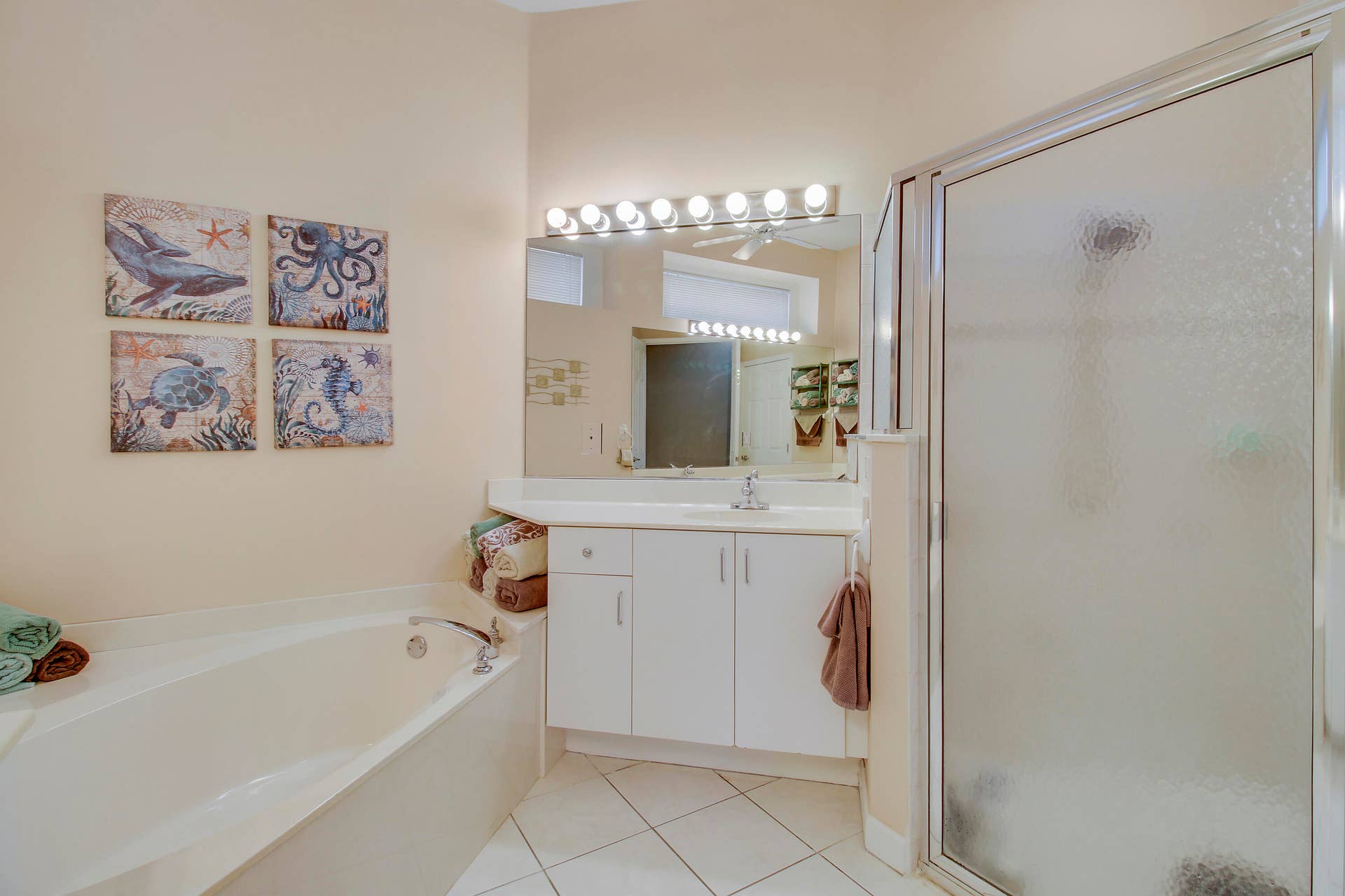 636 SW Lake Charles Circle, Port St Lucie, FL 34986 Primary Bath