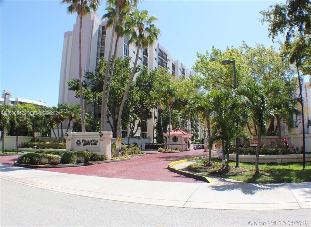 17011 N BAY Road, #919, Sunny Isles Beach, Sunny Isles Beach, FL 33160 GetMedia - 2026-10-30T184411.153