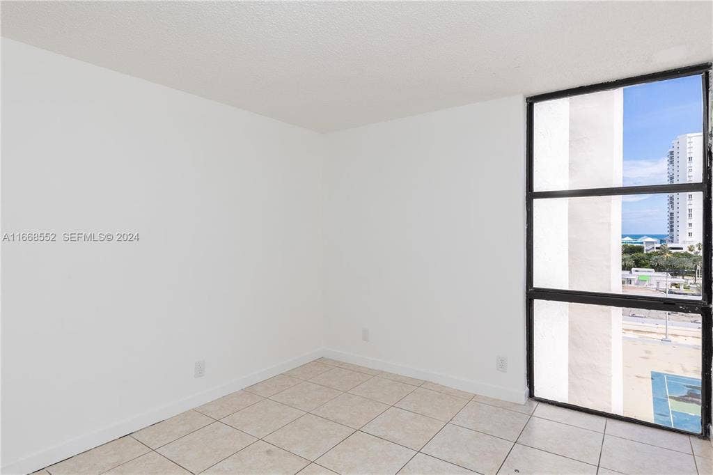 17011 N BAY Road, #919, Sunny Isles Beach, Sunny Isles Beach, FL 33160 GetMedia - 2026-10-30T184353.143