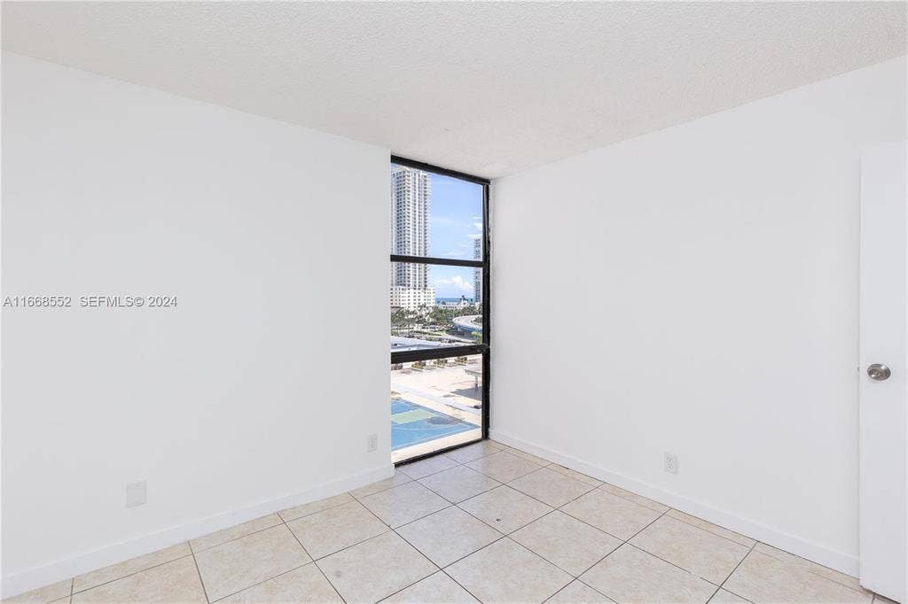17011 N BAY Road, #919, Sunny Isles Beach, Sunny Isles Beach, FL 33160 GetMedia - 2026-10-30T184357.588