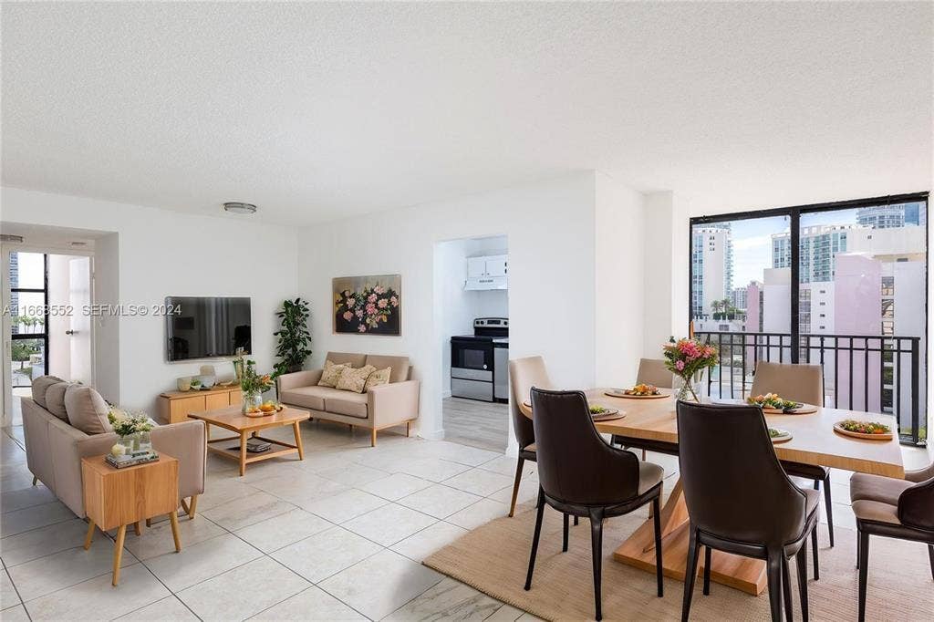 17011 N BAY Road, #919, Sunny Isles Beach, Sunny Isles Beach, FL 33160 GetMedia - 2026-10-30T184247.598