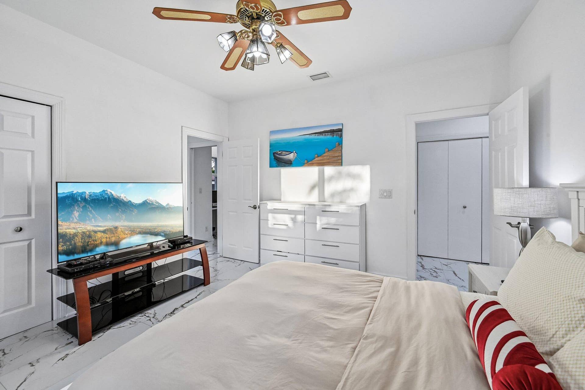 42-web-or-mls-Kirkaldy Ln-S2910-042