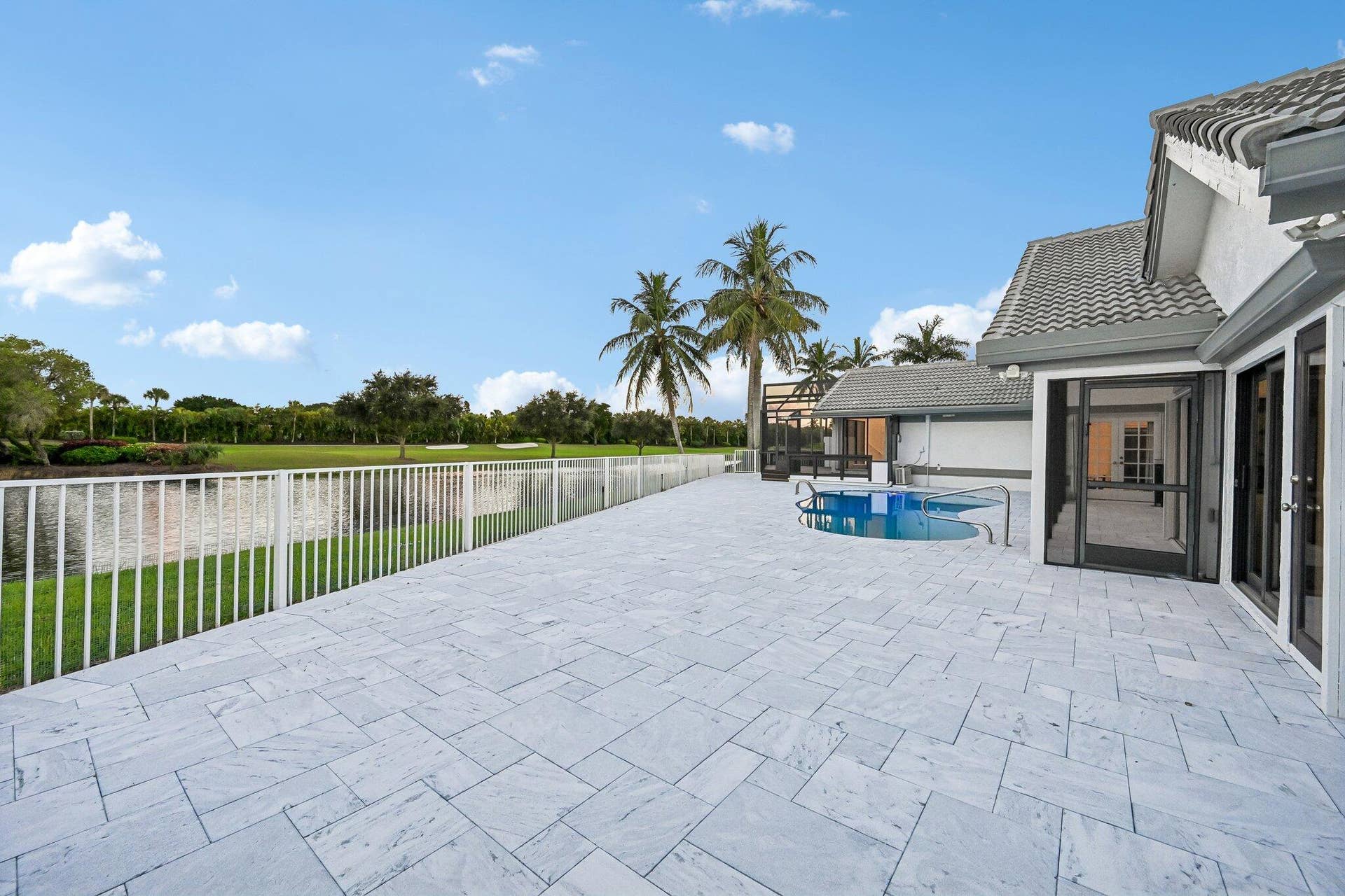 57-web-or-mls-Kirkaldy Ln-S2910-057