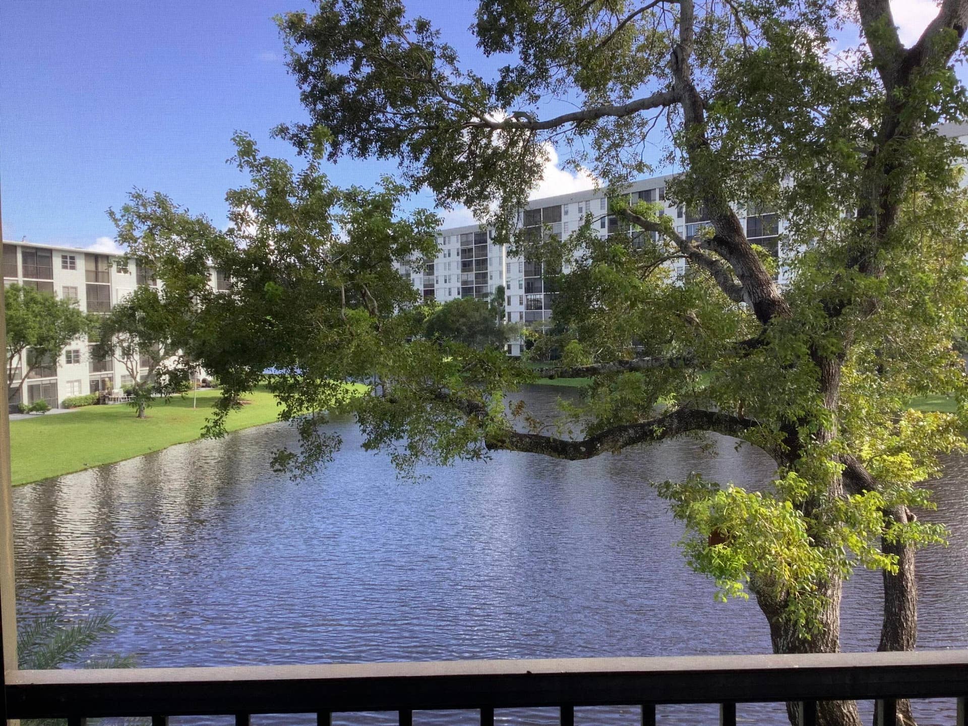 2228 N CYPRESS BEND Drive, #307, Pompano Beach, FL 33069 IMG_6020