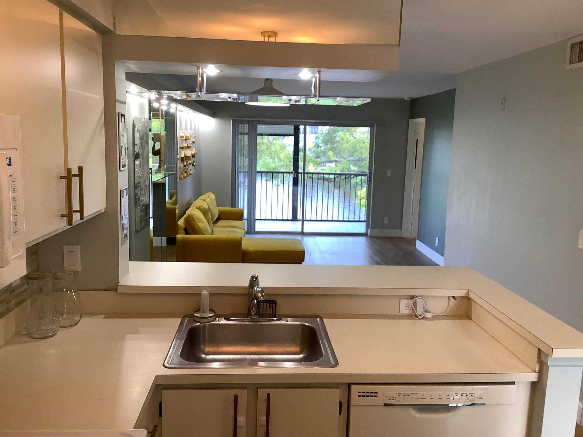 2228 N CYPRESS BEND Drive, #307, Pompano Beach, FL 33069 IMG_6017
