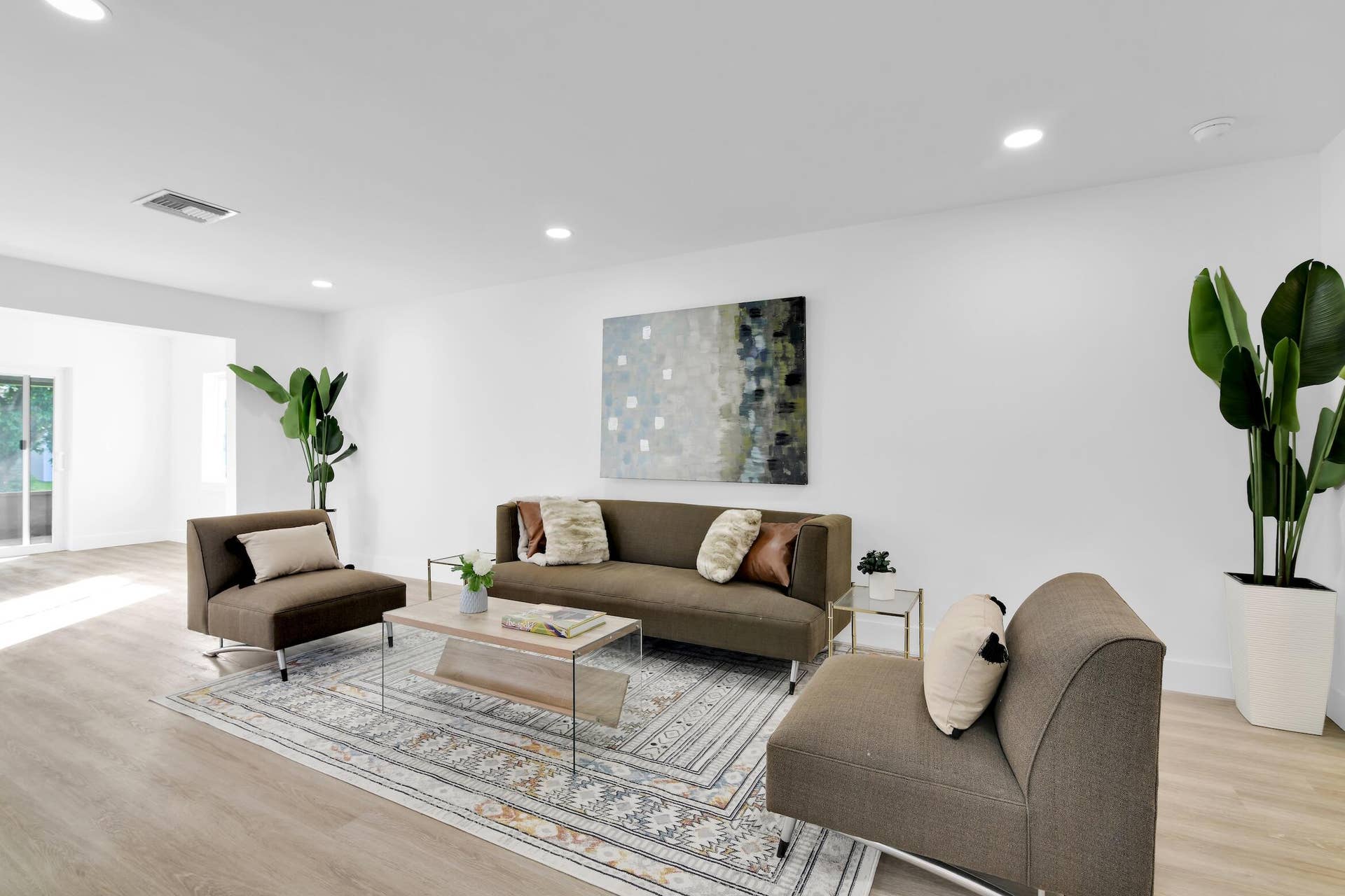 6068 VIA DIANA, Delray Beach, FL 33484 living room