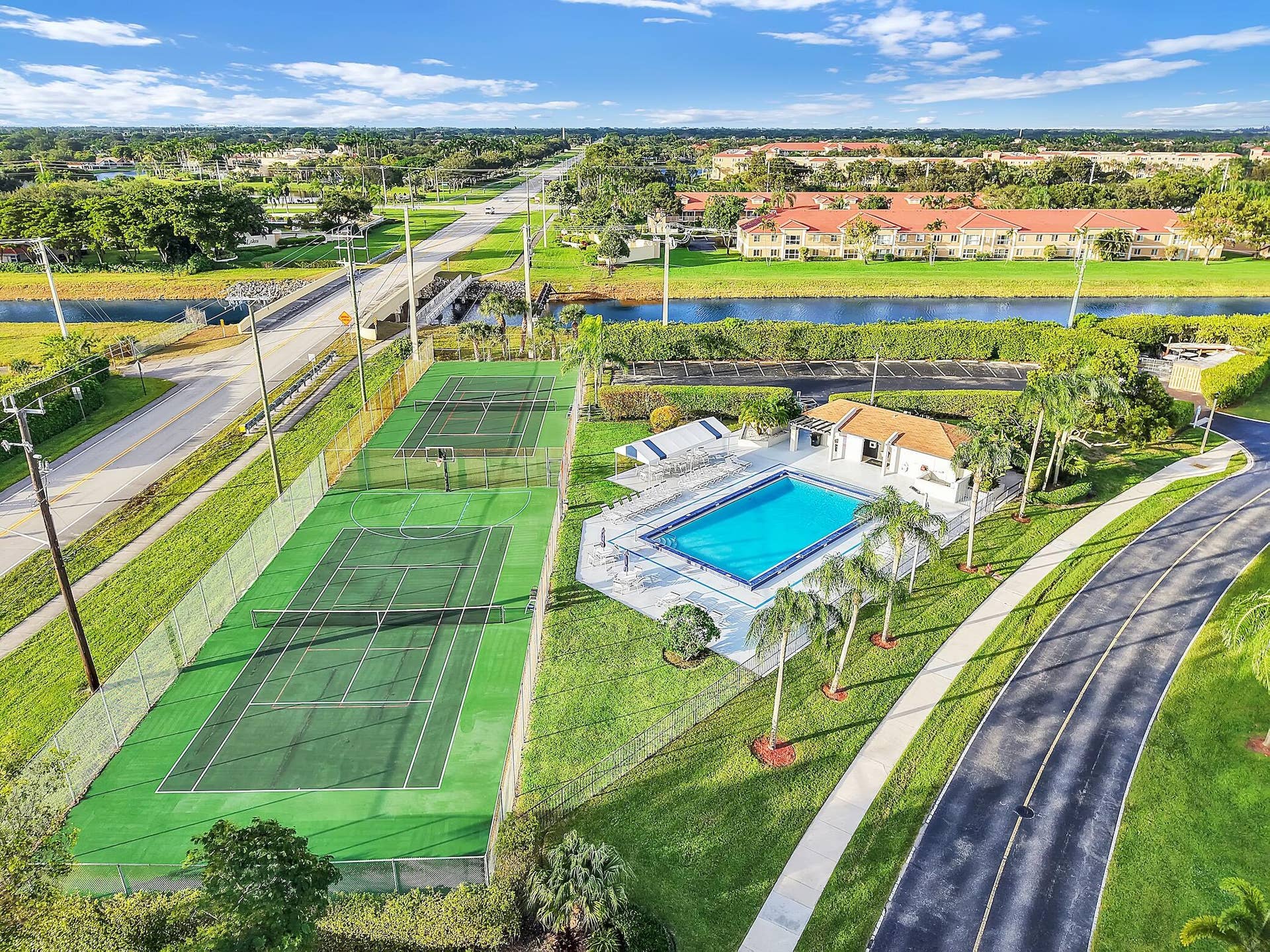 6068 VIA DIANA, Delray Beach, FL 33484 main clubhouse