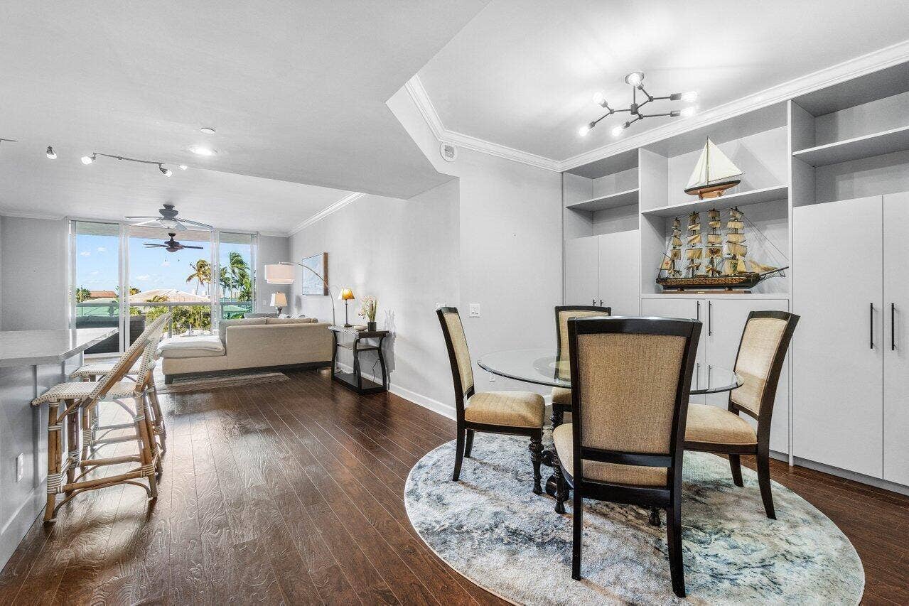 2650 Lake Shore Drive, #201, West Palm Beach, FL 33404 Open Concept