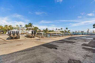 2650 Lake Shore Drive, #201, West Palm Beach, FL 33404 21 Marina_Day_Docks