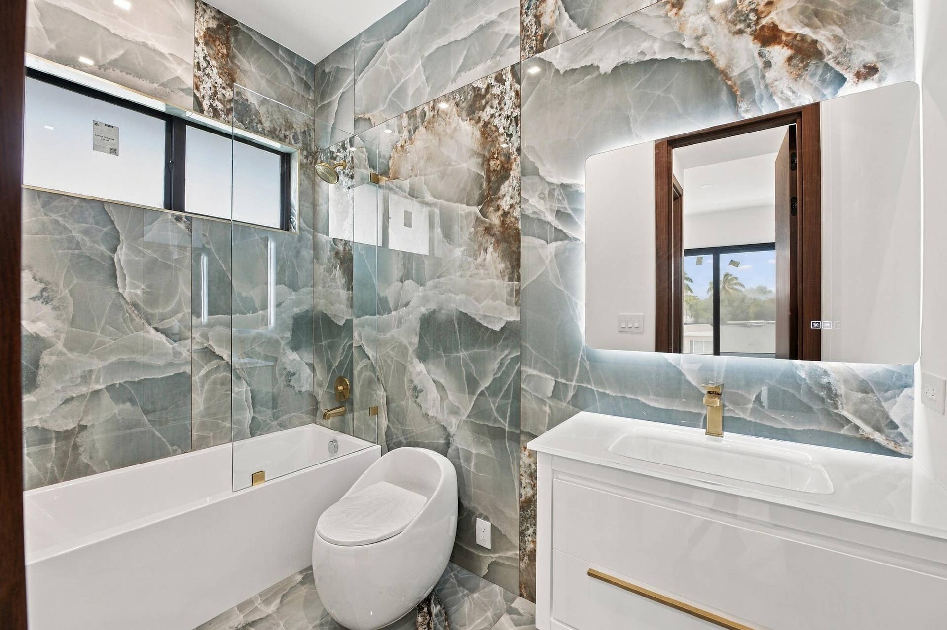 4931 NE 25TH Avenue, Lighthouse Point, FL 33064 122__jjl4478