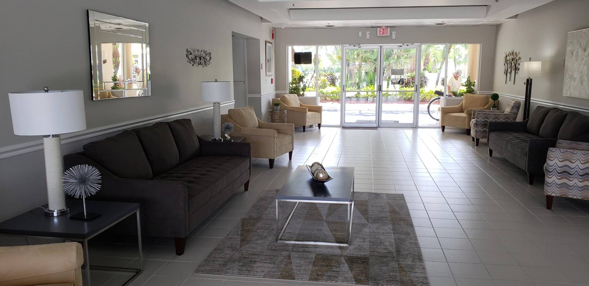 18999 STEWART Circle, #6, Boca Raton, Boca Raton, FL 33496 LOBBY