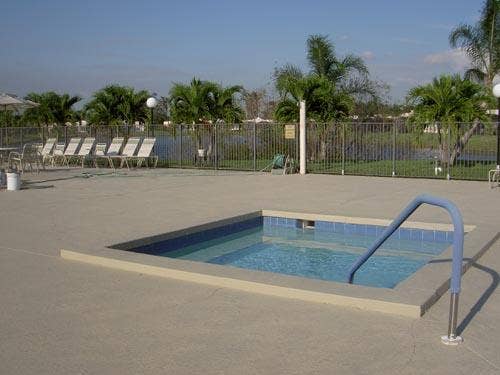 18999 STEWART Circle, #6, Boca Raton, Boca Raton, FL 33496 HOT TUB
