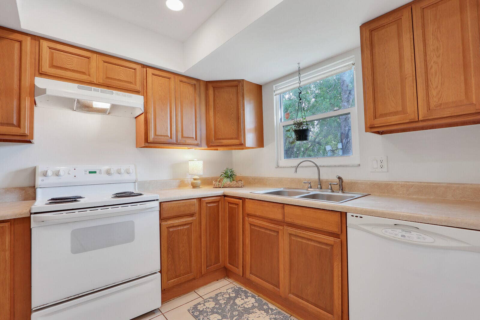 5806 SE Wilsie Drive, Stuart, FL 34997 08_IMG_7422_mls