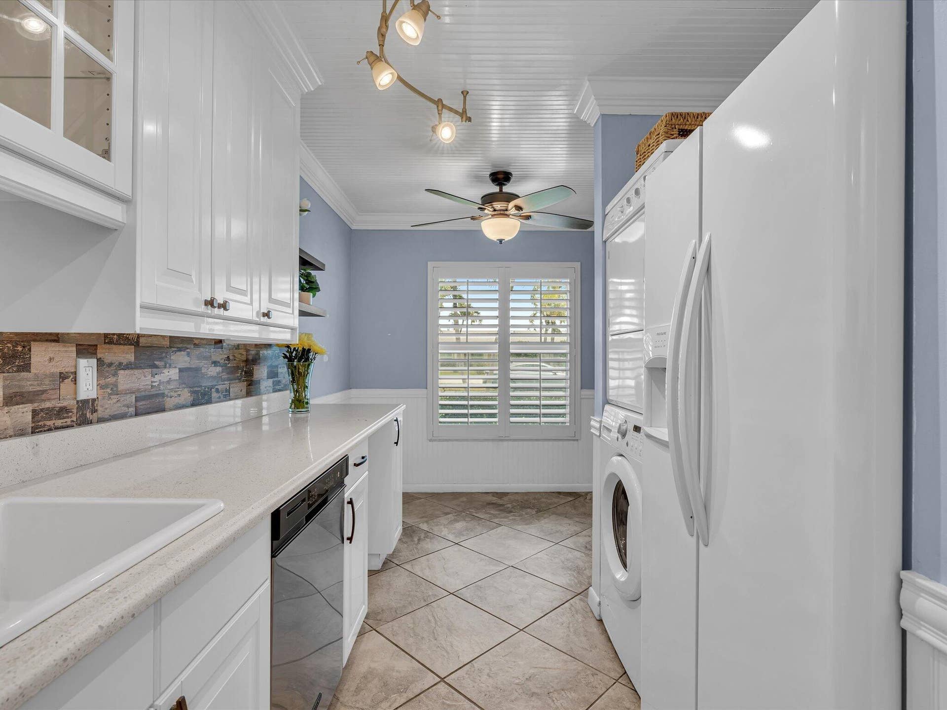 1151 CALAMONDIN Terrace, #103, Delray Beach, FL 33445 Dishwasher