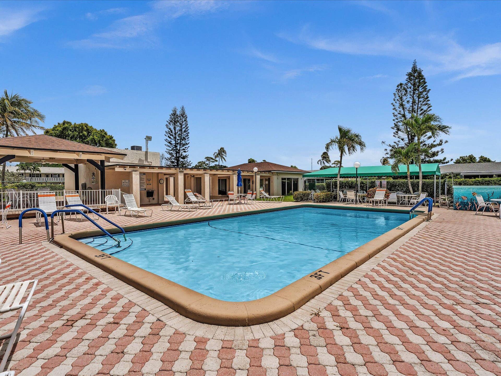 1151 CALAMONDIN Terrace, #103, Delray Beach, FL 33445 Community Pool