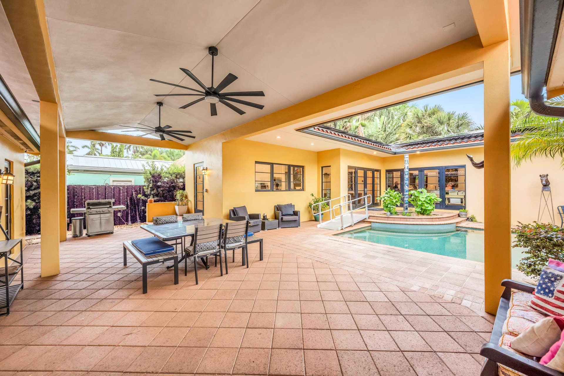 729 NE 19TH Avenue, Fort Lauderdale, FL 33304 729 NE 19TH AVE-30