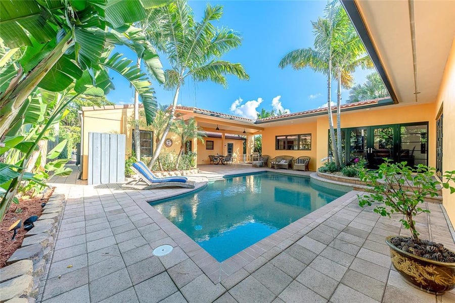 Property photo for 729 NE 19TH Avenue, Fort Lauderdale, FL