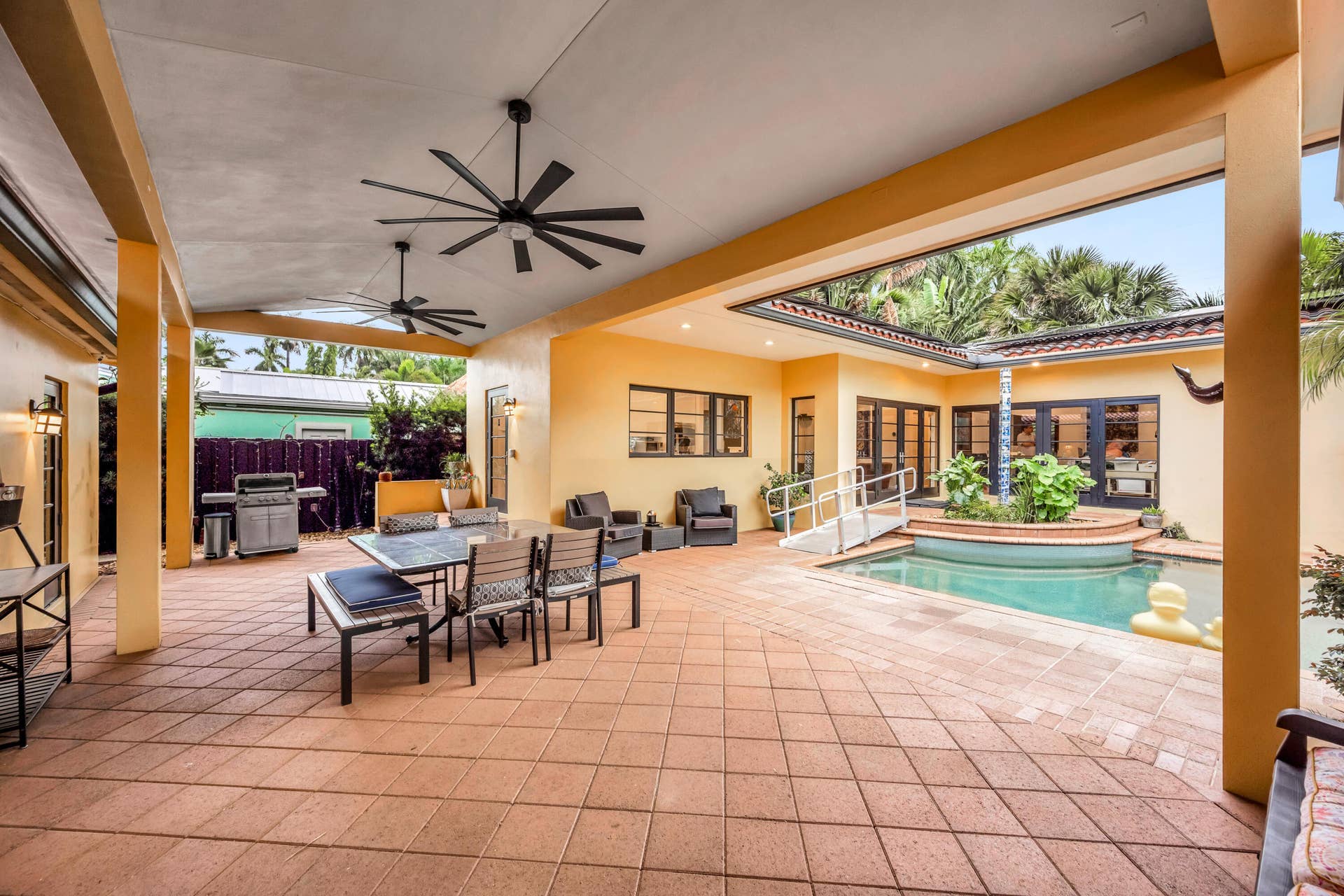 729 NE 19TH Avenue, Fort Lauderdale, FL 33304 729 NE 19TH AVE-20
