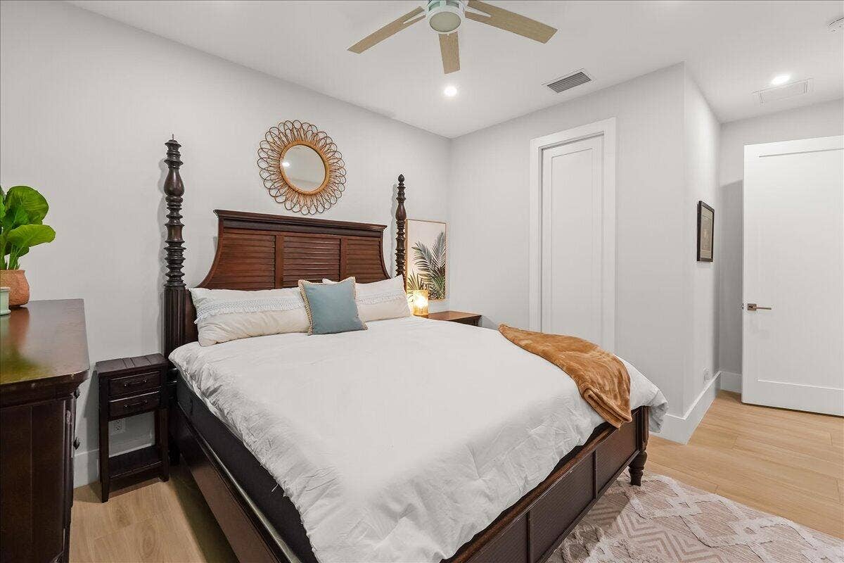 409 KENNEDY Street, Jupiter, FL 33458 23-DSC00029
