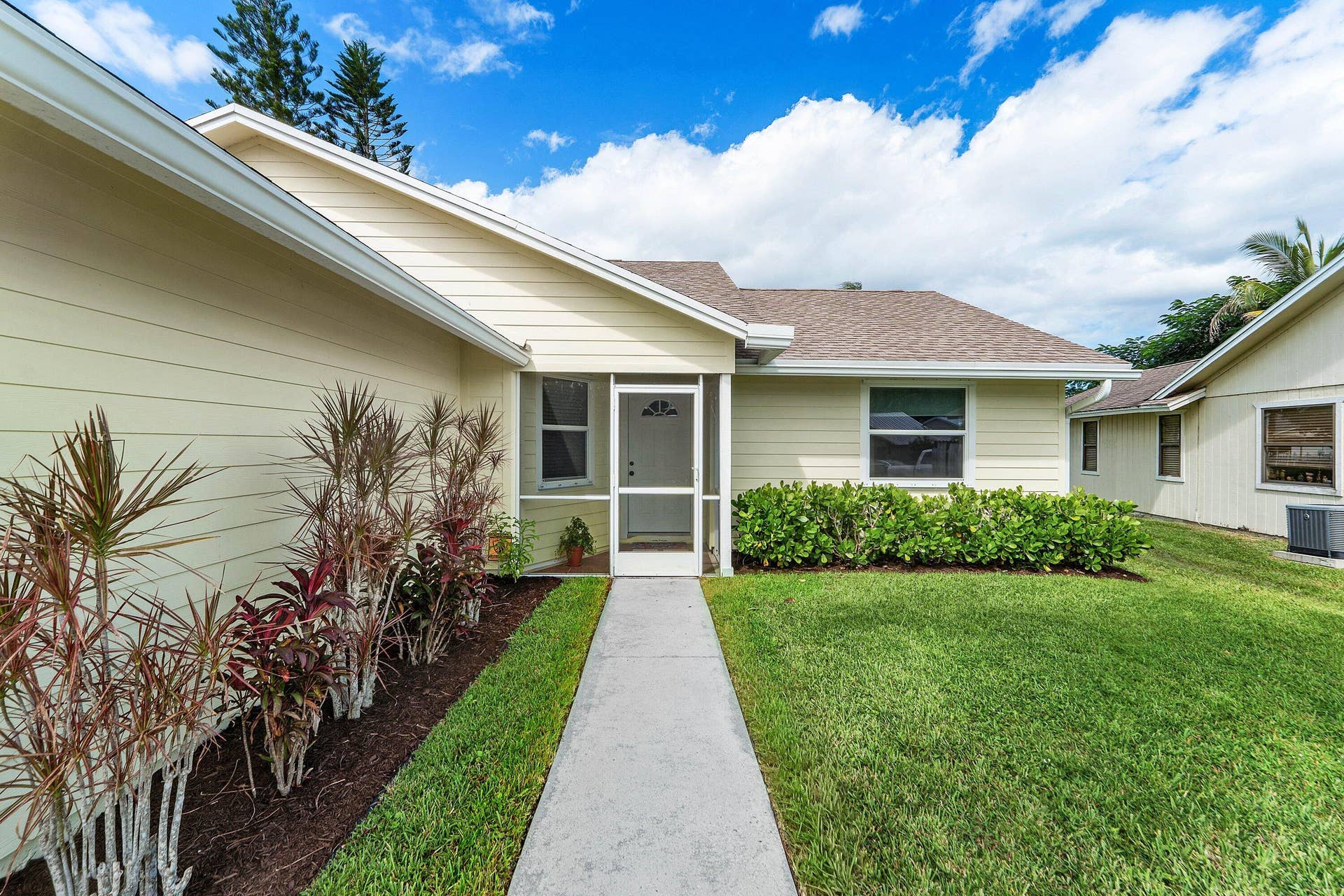 4141 SE Peppertree Street, Stuart, FL 34997 004-4141SoutheastPeppertreeStreet-Stuart