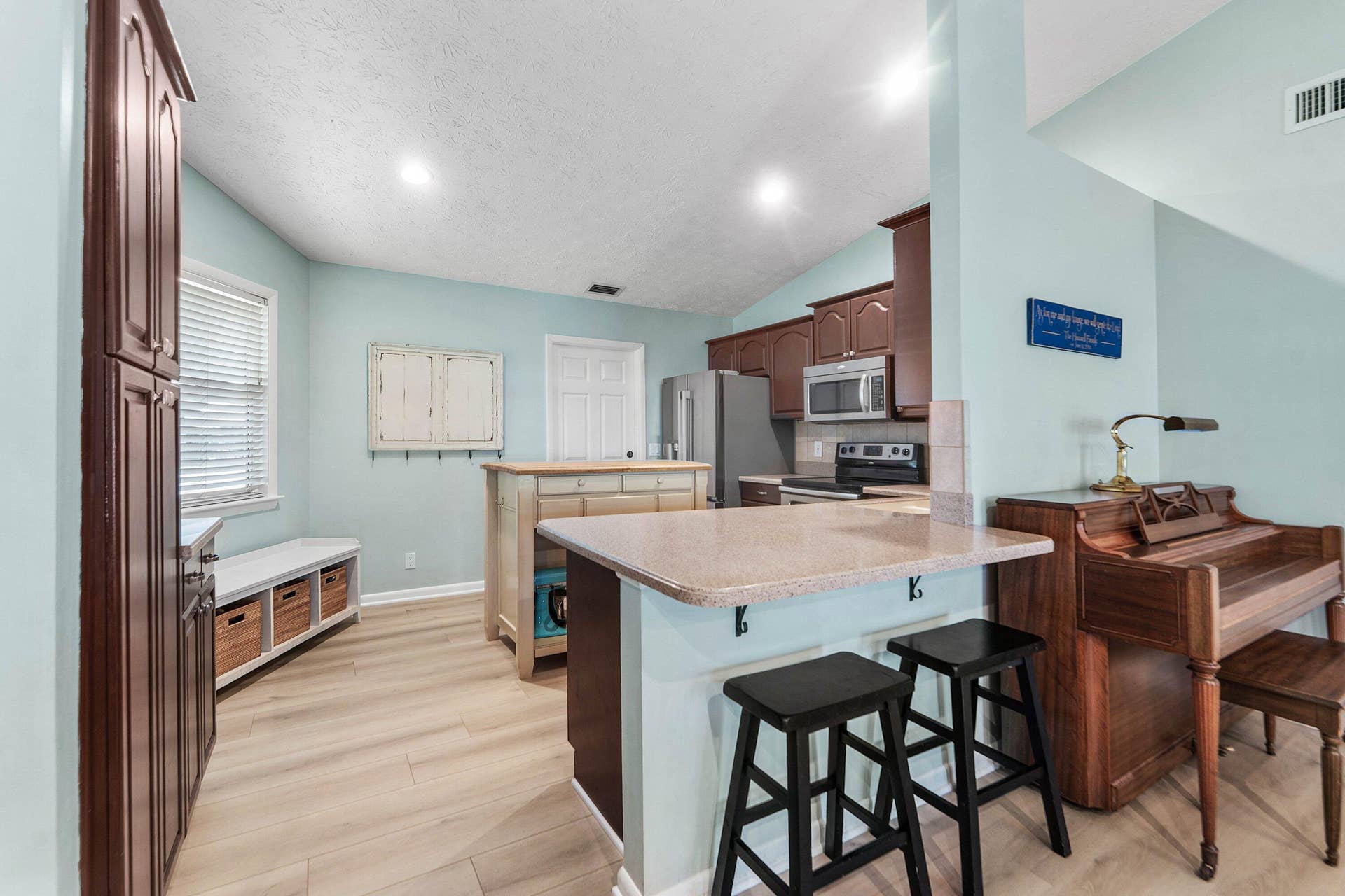 4141 SE Peppertree Street, Stuart, FL 34997 010-4141SoutheastPeppertreeStreet-Stuart