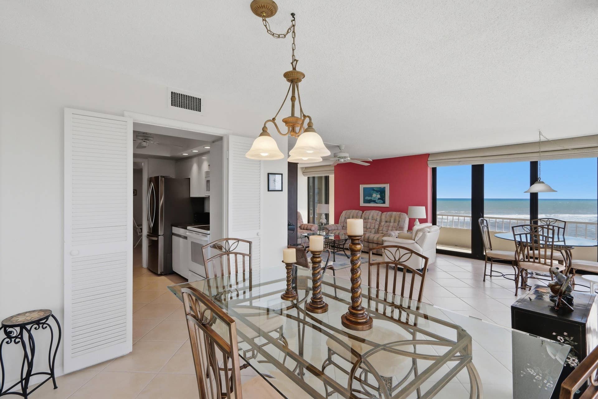 5510 N OCEAN Drive, #6B, Singer Island, FL 33404 living and dning