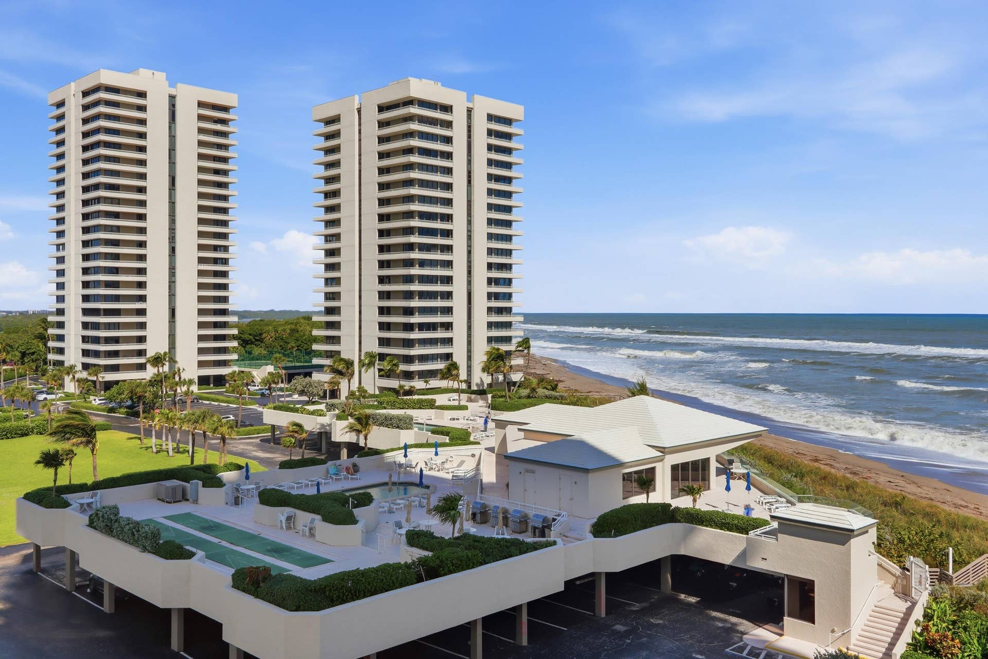 5510 N OCEAN Drive, #6B, Singer Island, FL 33404 recreation deck & ocean