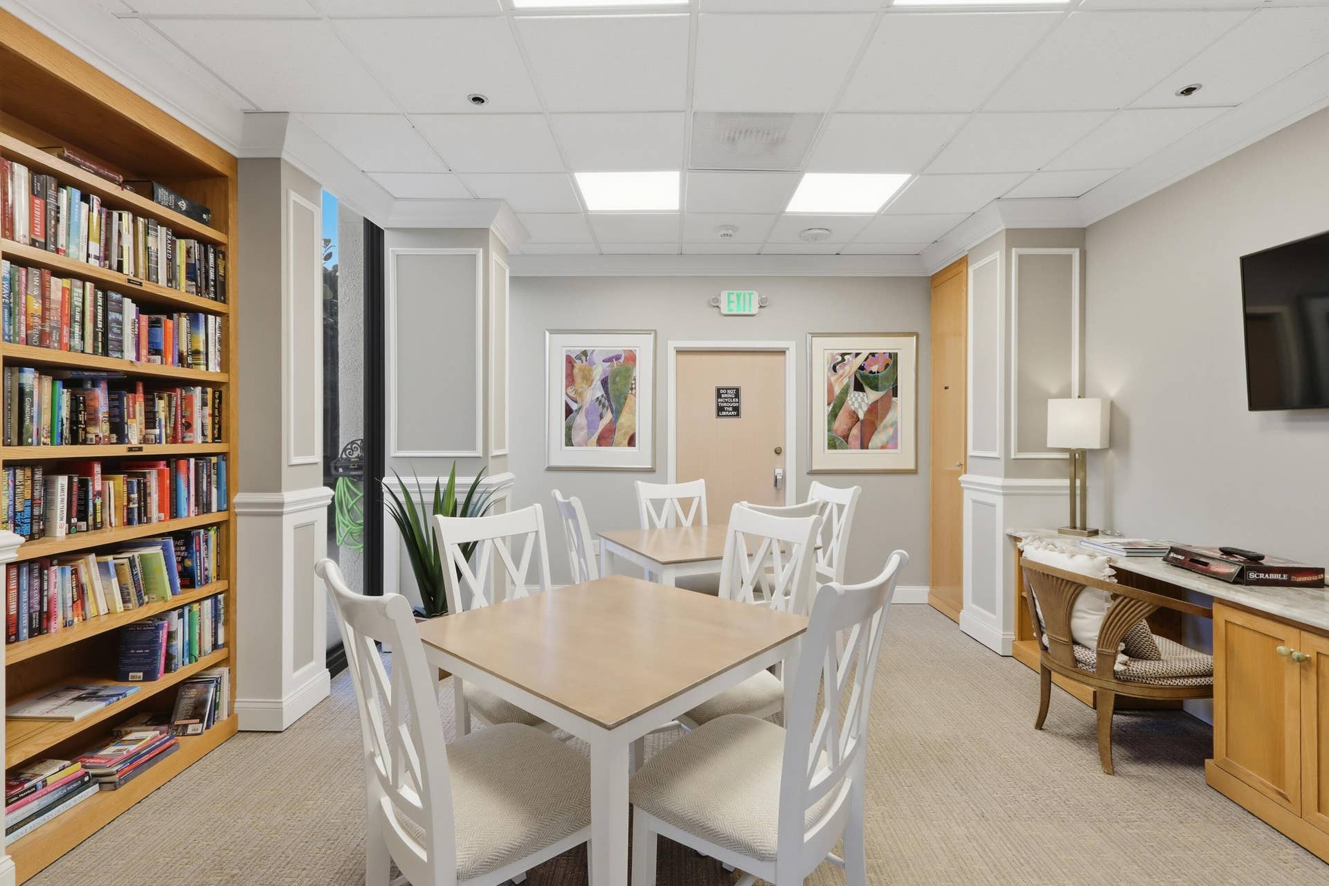 5510 N OCEAN Drive, #6B, Singer Island, FL 33404 lobby library