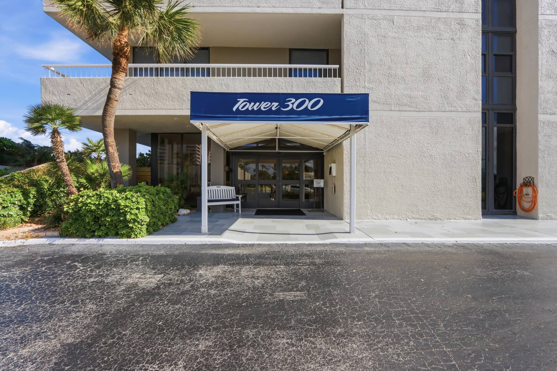 5510 N OCEAN Drive, #6B, Singer Island, FL 33404 building entrance