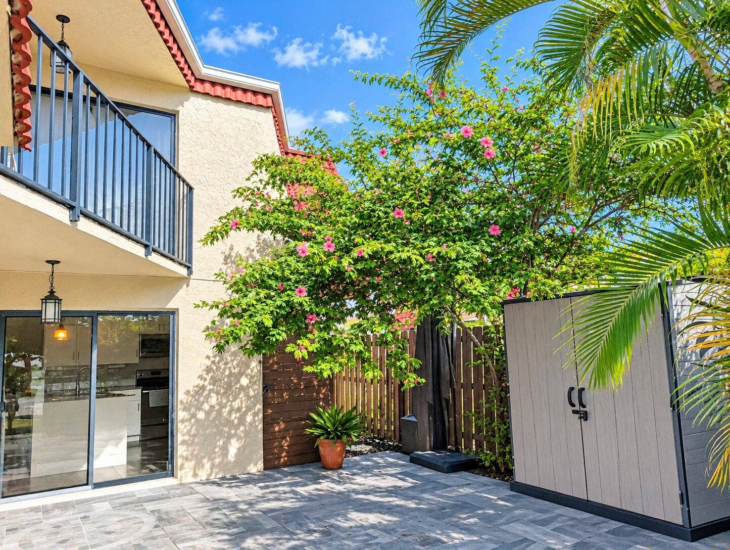 8377 Trent Court, #C, Boca Raton, FL 33433 courtyard
