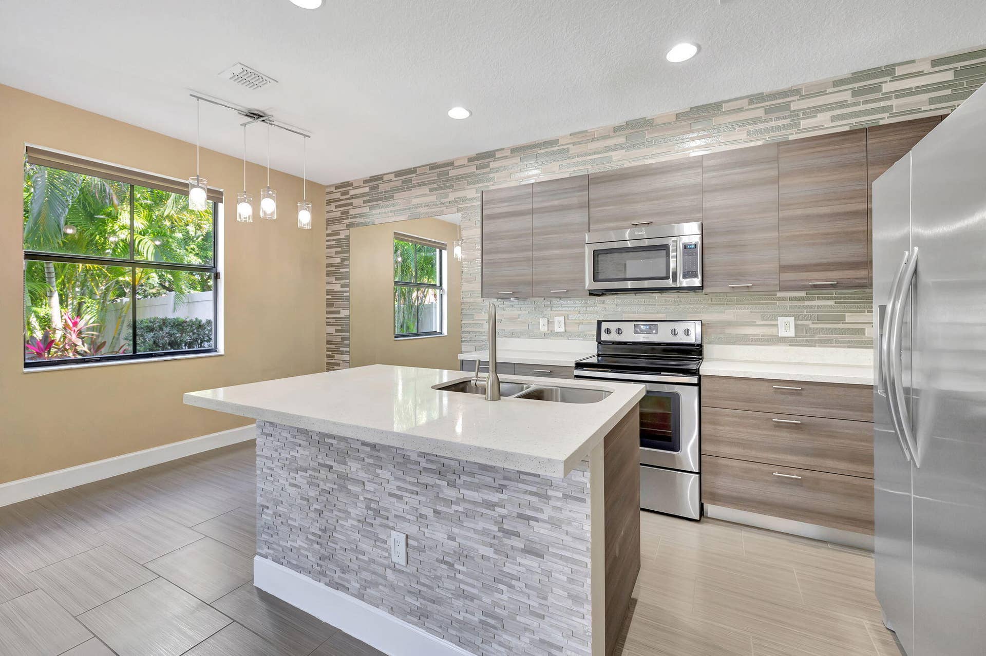 4729 NW 59th Street, Tamarac, FL 33319 20-web-or-mls-3W7A0526