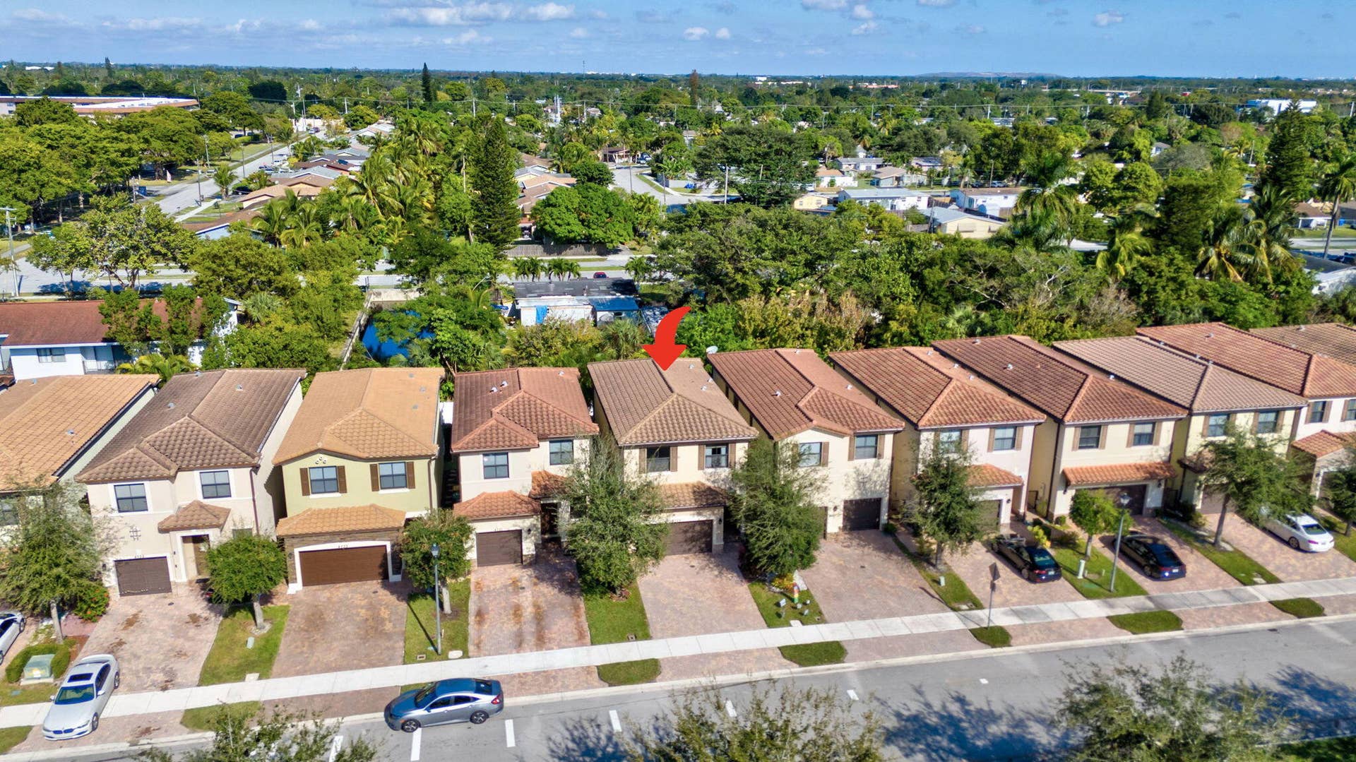 4729 NW 59th Street, Tamarac, FL 33319 44-web-or-mls-DJI_20241220110627_0407_D_