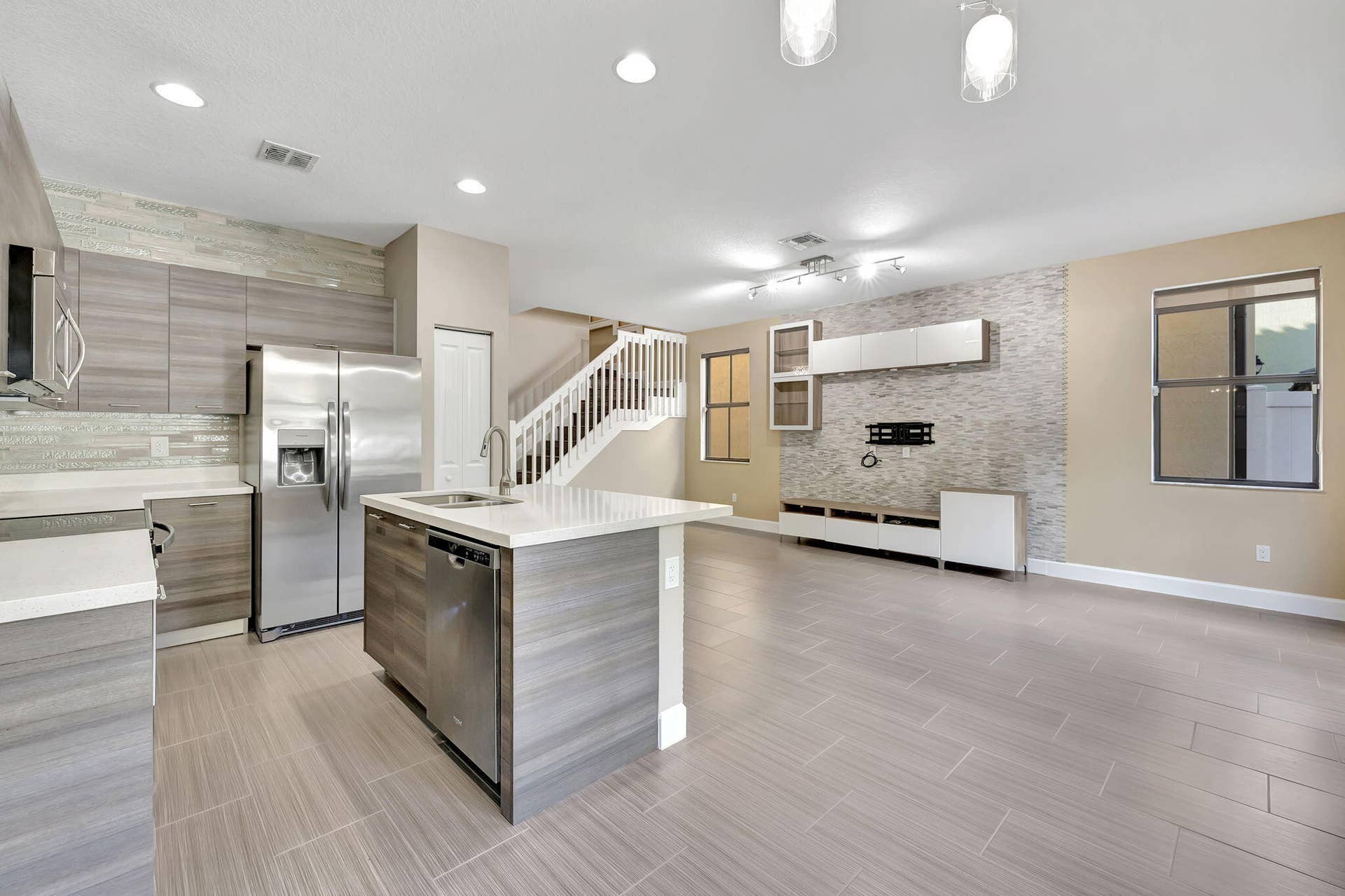 4729 NW 59th Street, Tamarac, FL 33319 14-web-or-mls-3W7A0496