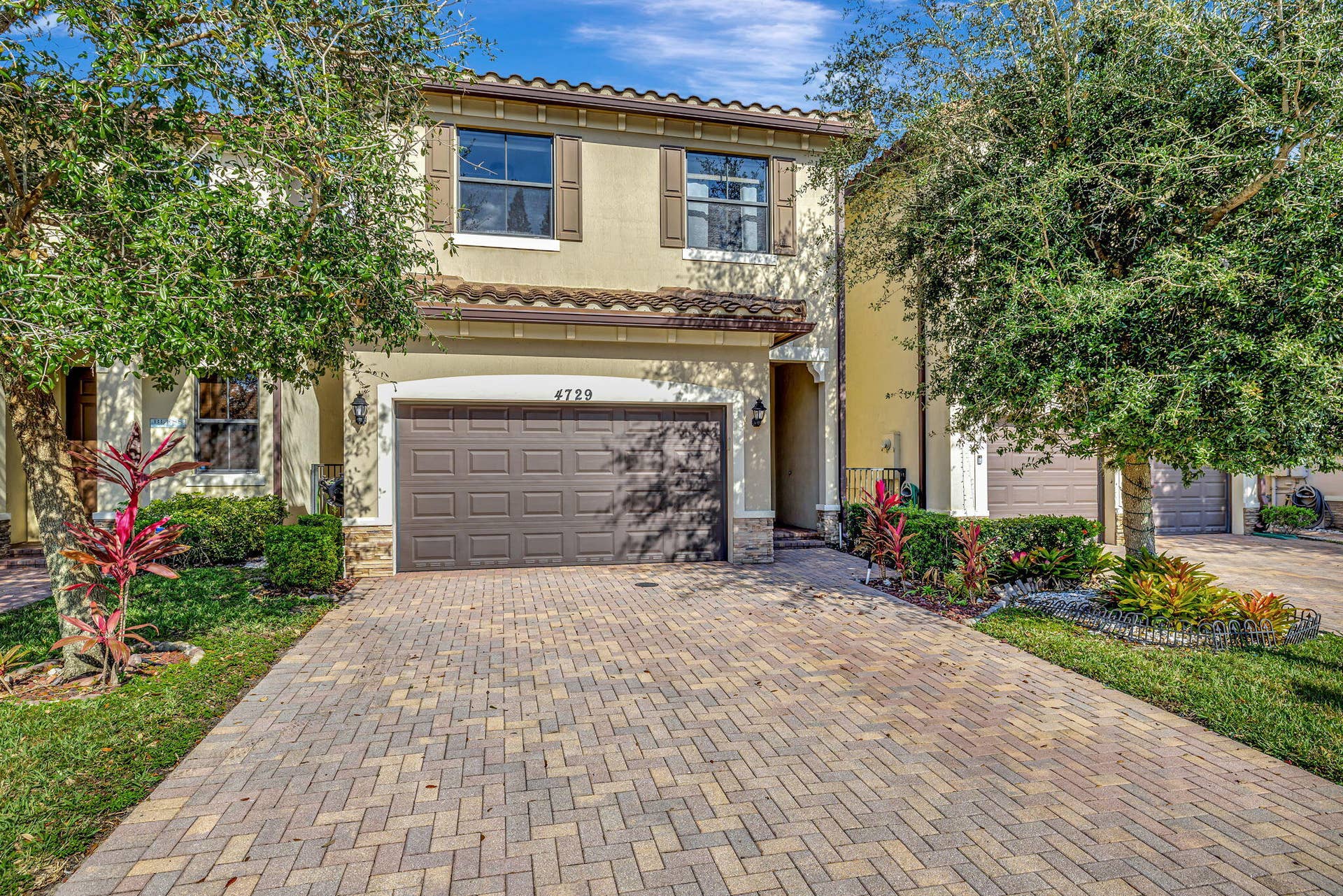 4729 NW 59th Street, Tamarac, FL 33319 2-web-or-mls-3W7A0426