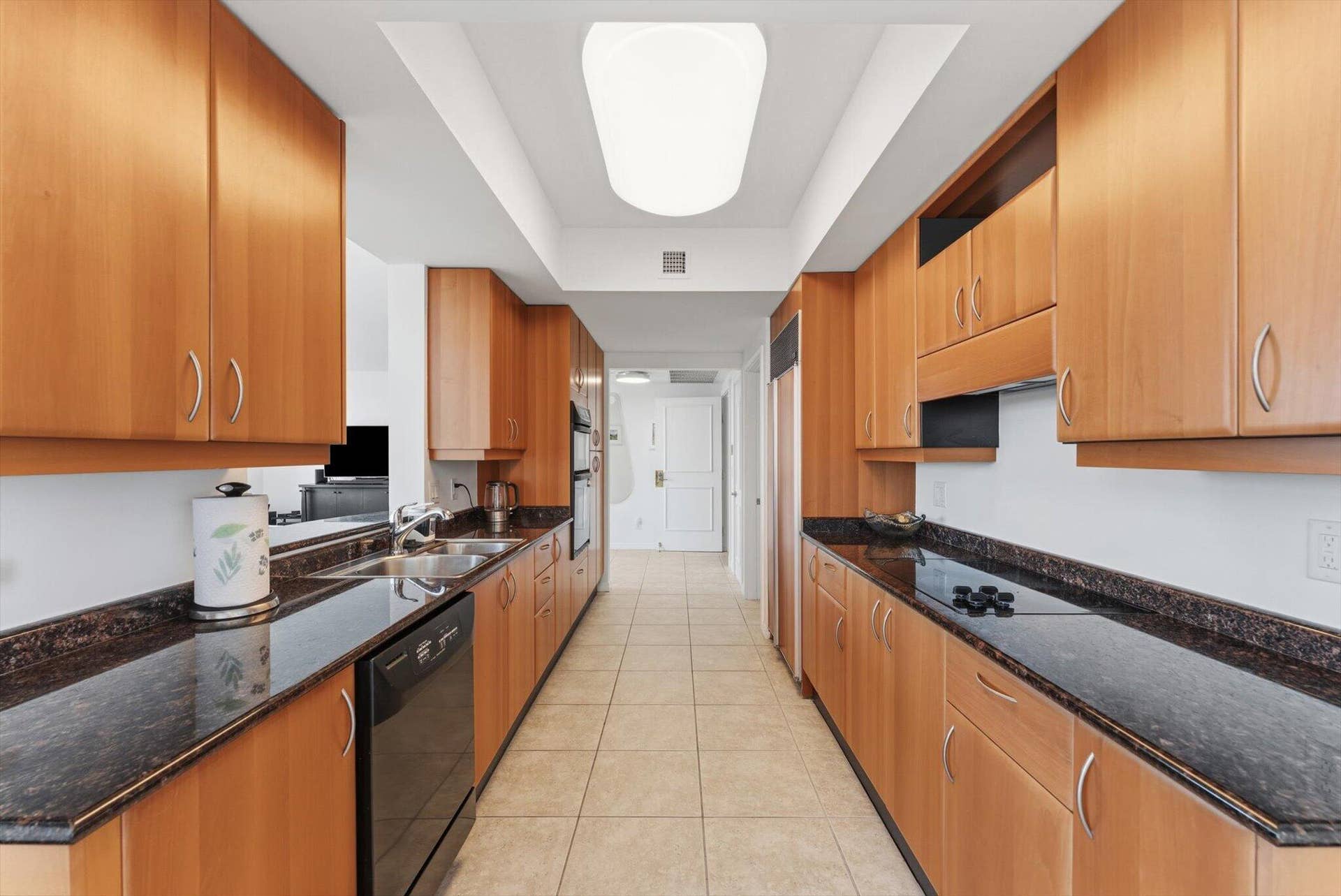 2100 N OCEAN Boulevard, #6C, Fort Lauderdale, FL 33305 10-10