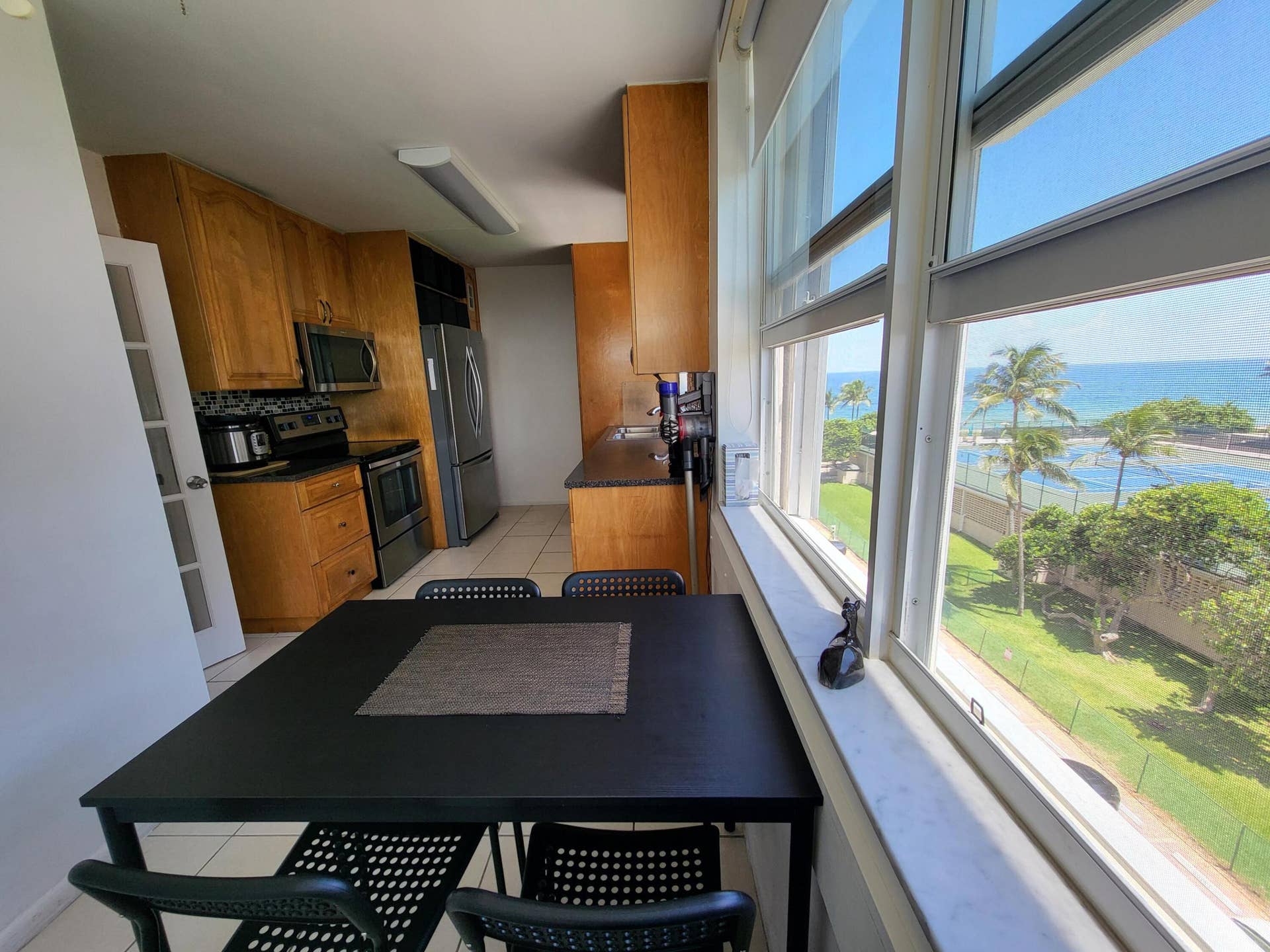 5200 N Ocean Boulevard, #613a, Lauderdale By The Sea, FL 33308 Kitchen (1)