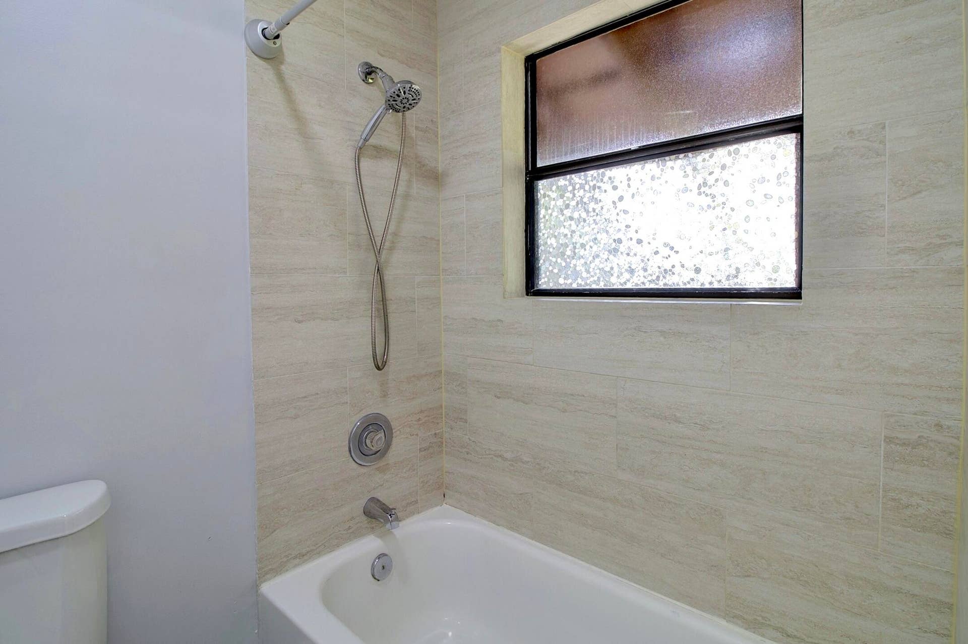443 Midsummer Court, Royal Palm Beach, FL 33411 guest bath