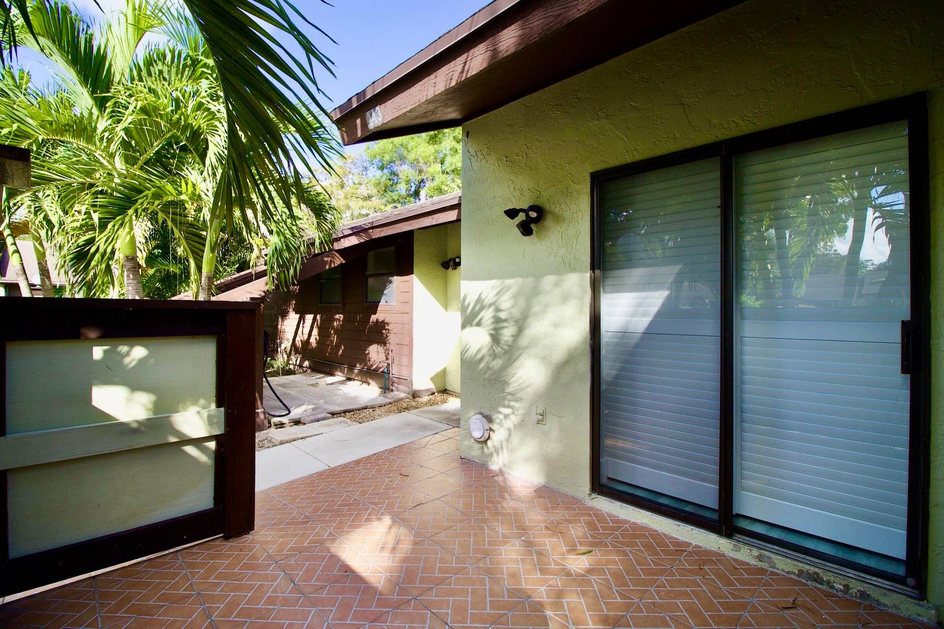 443 Midsummer Court, Royal Palm Beach, FL 33411 Front Porch