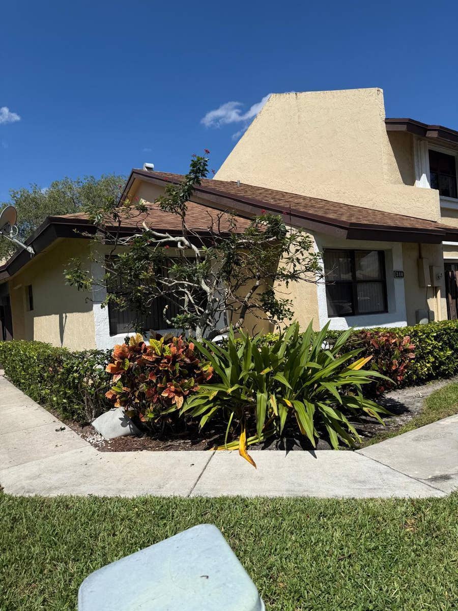Property photo for 310 SW 96TH Terrace, Pembroke Pines, FL
