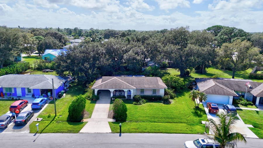 Property photo for 1162 SE MAXWELL Lane, Port St Lucie, FL