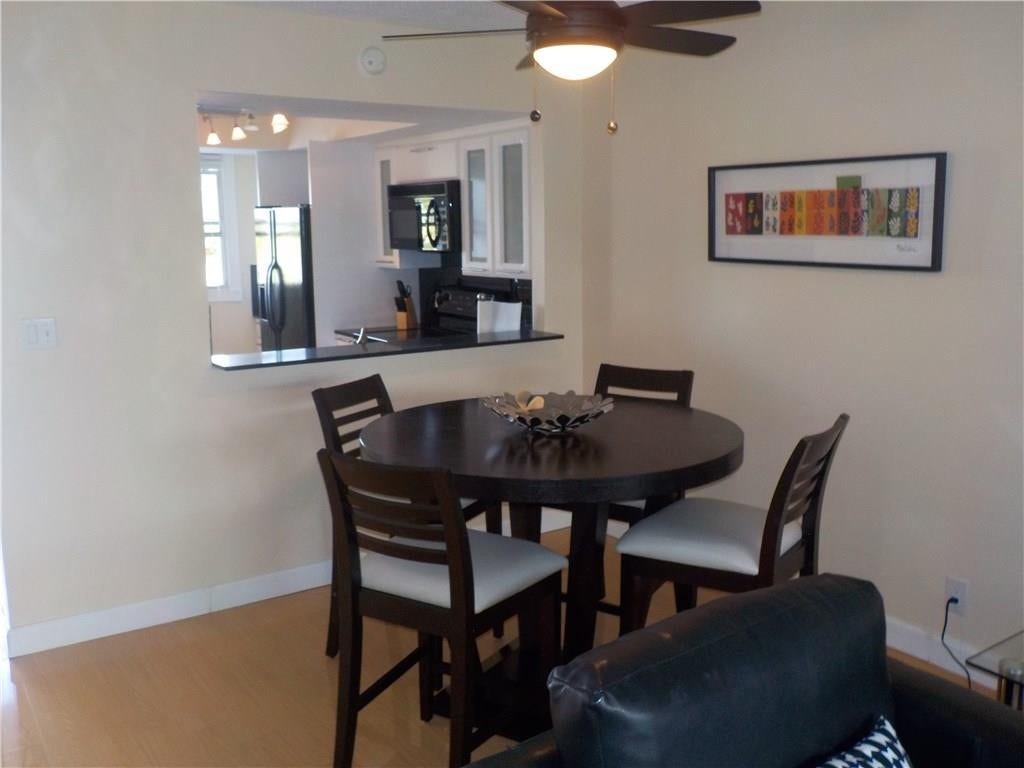 110 Royal Park Drive, #2B, Oakland Park, FL 33309