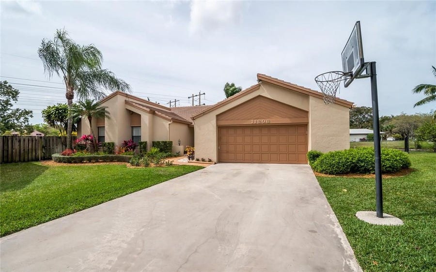 Property photo for 11808 S Island Road, Cooper City, FL