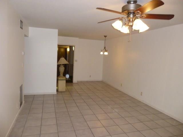 3105 Oakland Shores Drive, #J-101, Oakland Park, FL 33309