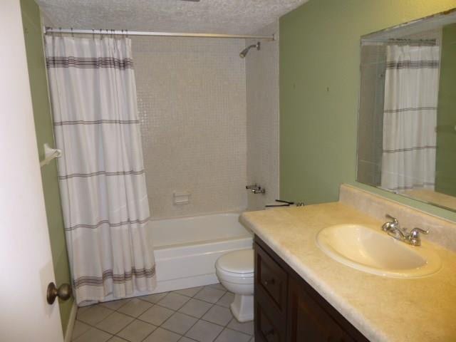 3105 Oakland Shores Drive, #J-101, Oakland Park, FL 33309